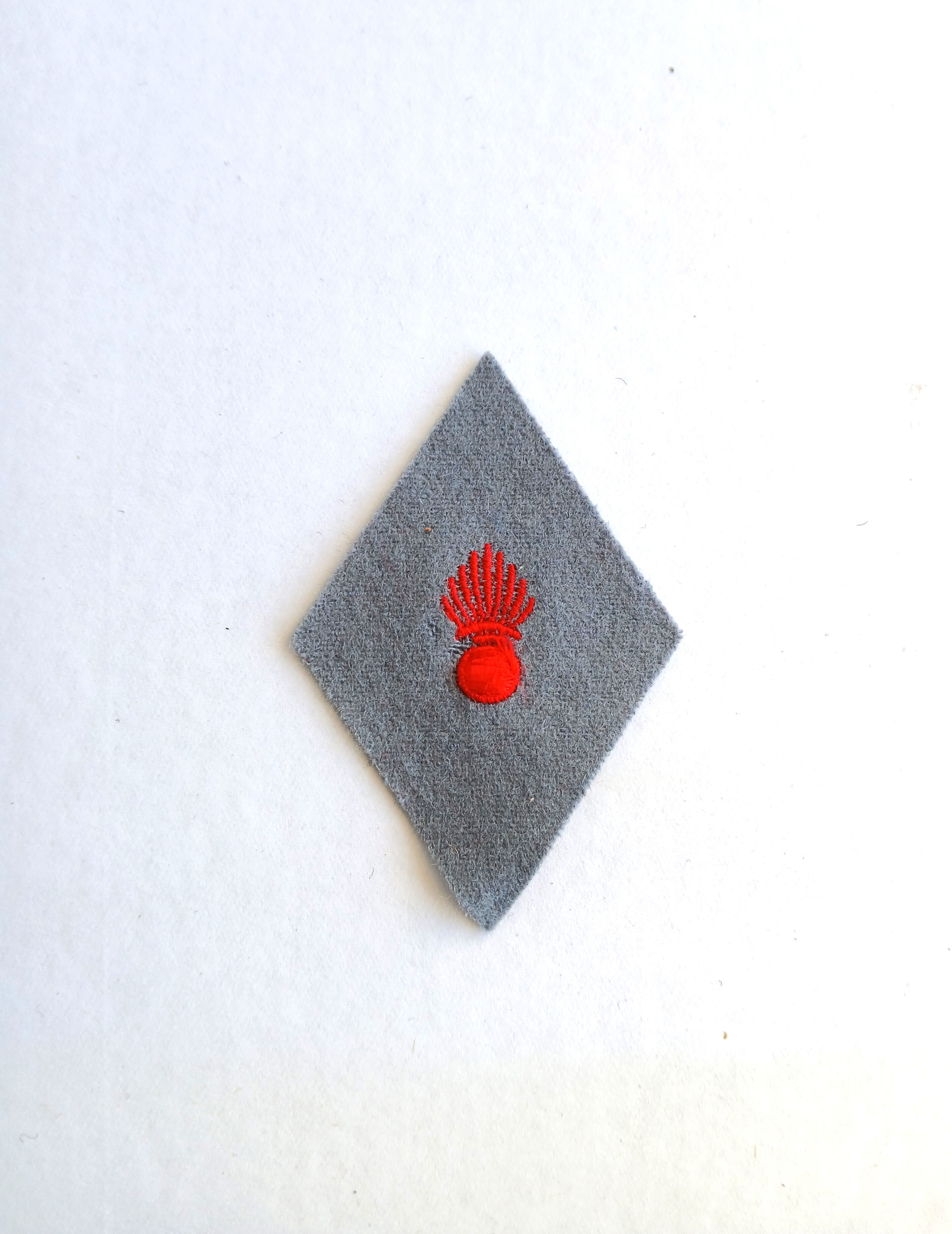 Ecusson - FR7501b Personnel Hors Unitè Intendance, troupe 2°type