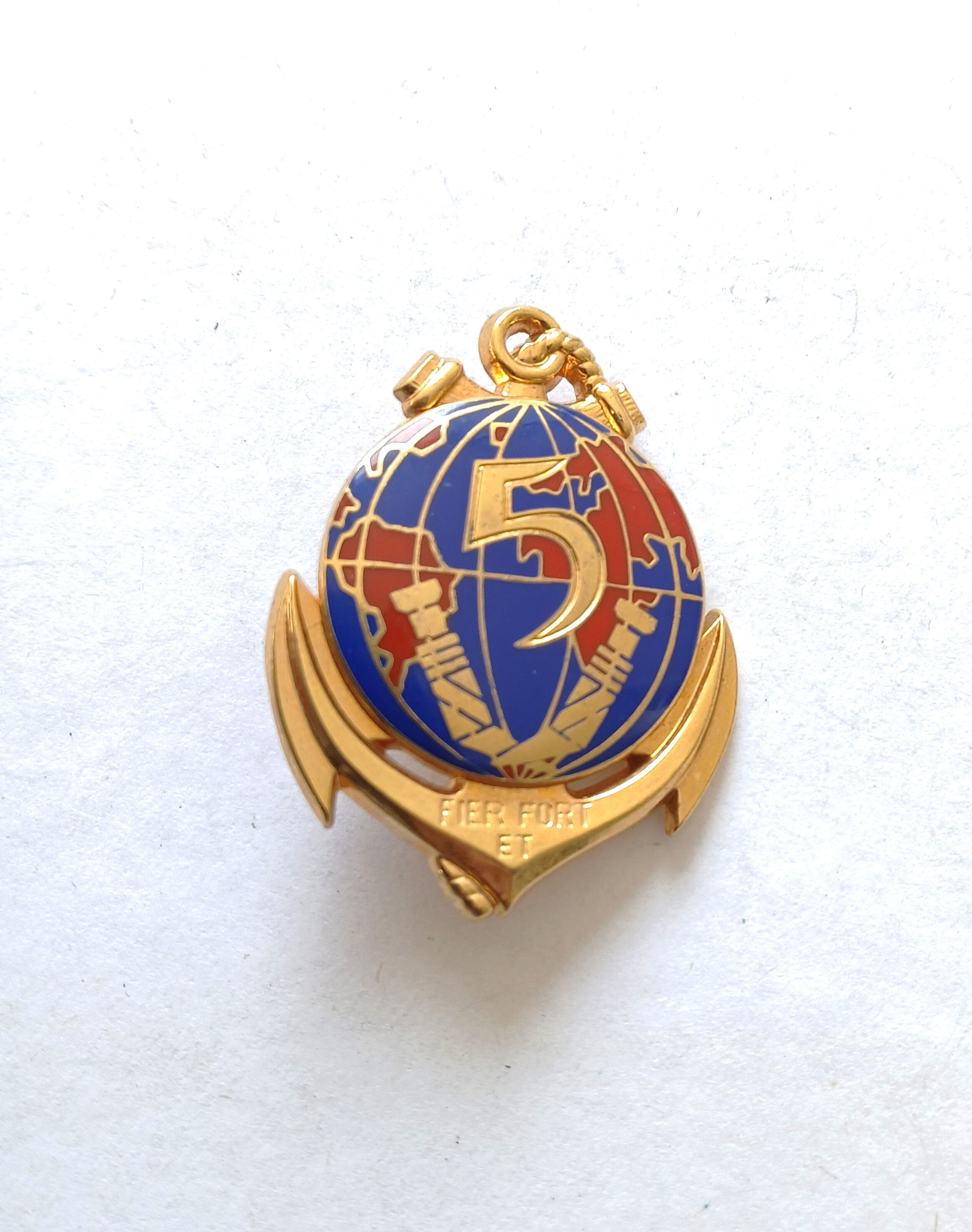 Insigne inter-arme -FR107405a  Insigne 5°R.I.A.O.M matriculé