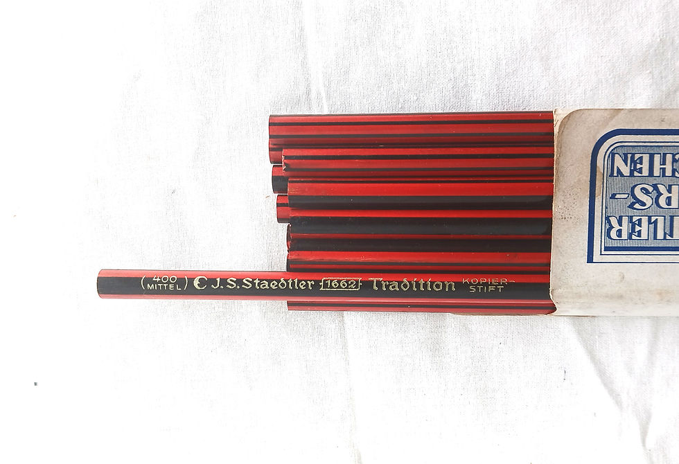 Miniature : Divers Bureau -DE16604e Boite crayon papier "1662 tradition n°400 mittel"