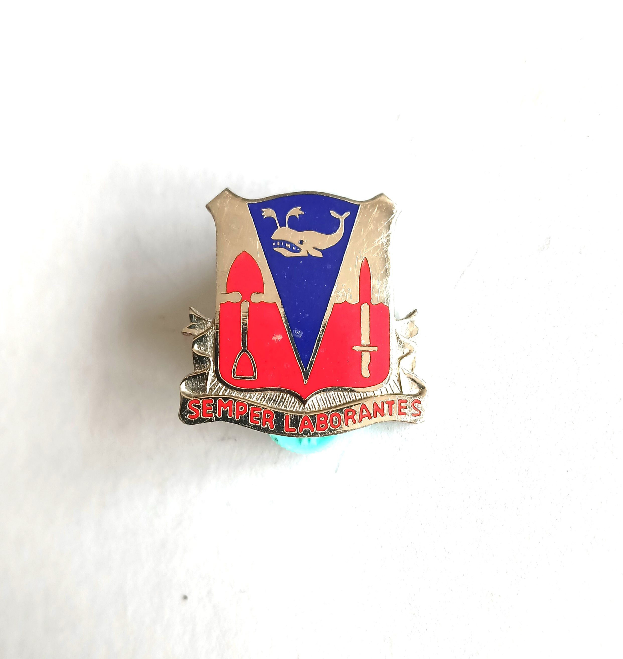 Crest - US264420a  579th Engineers battalion