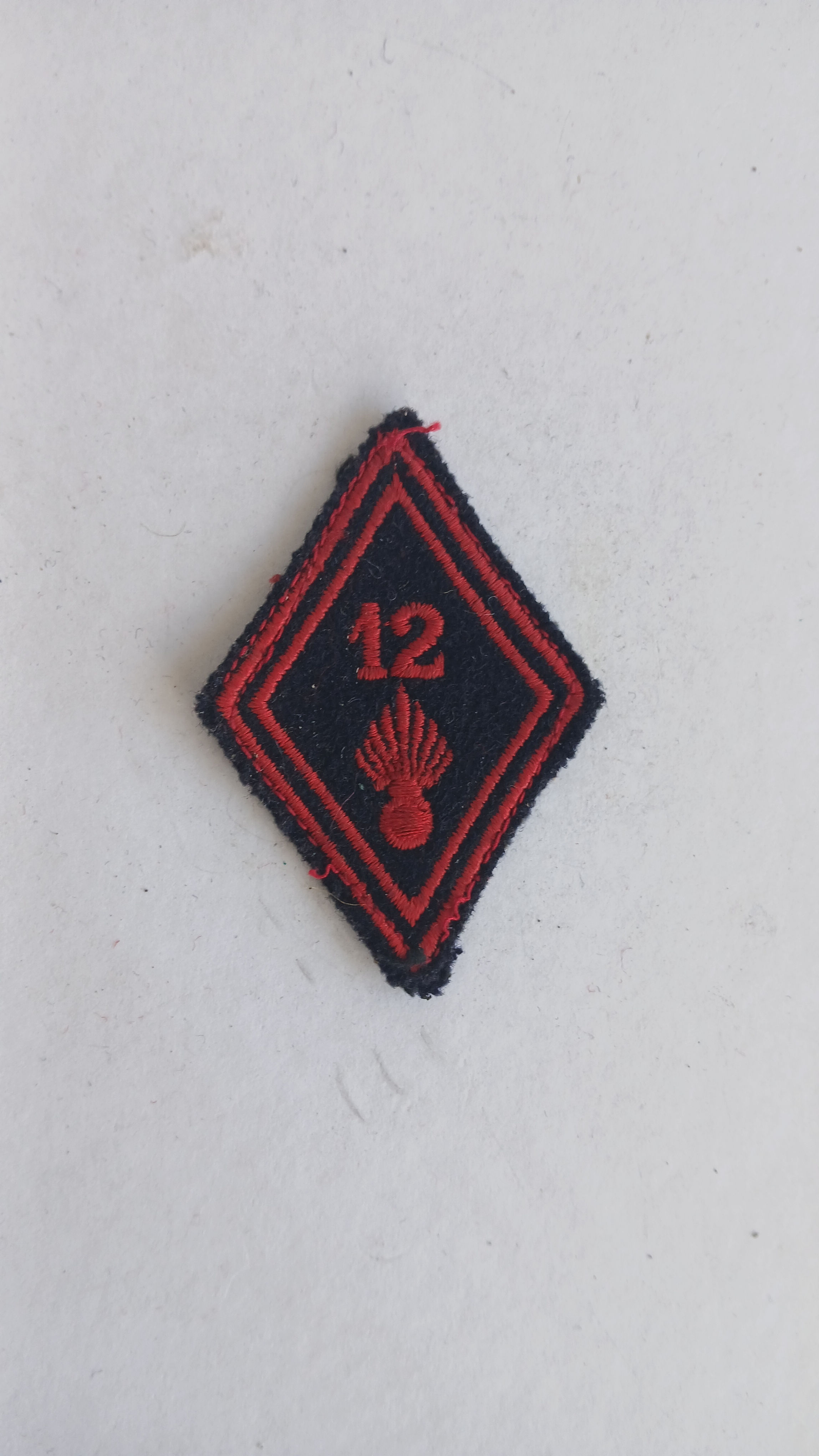 Ecusson - FR474805b  Troupe 12° régiment d'infanterie