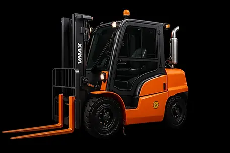Chariot élévateur VMAX antidéflagrant (ATEX) – cabine pressurisée, éclairage Ex, pare-étincelles, connectiques étanches, pneus antistatiques – vue 3/4 sur fond noir