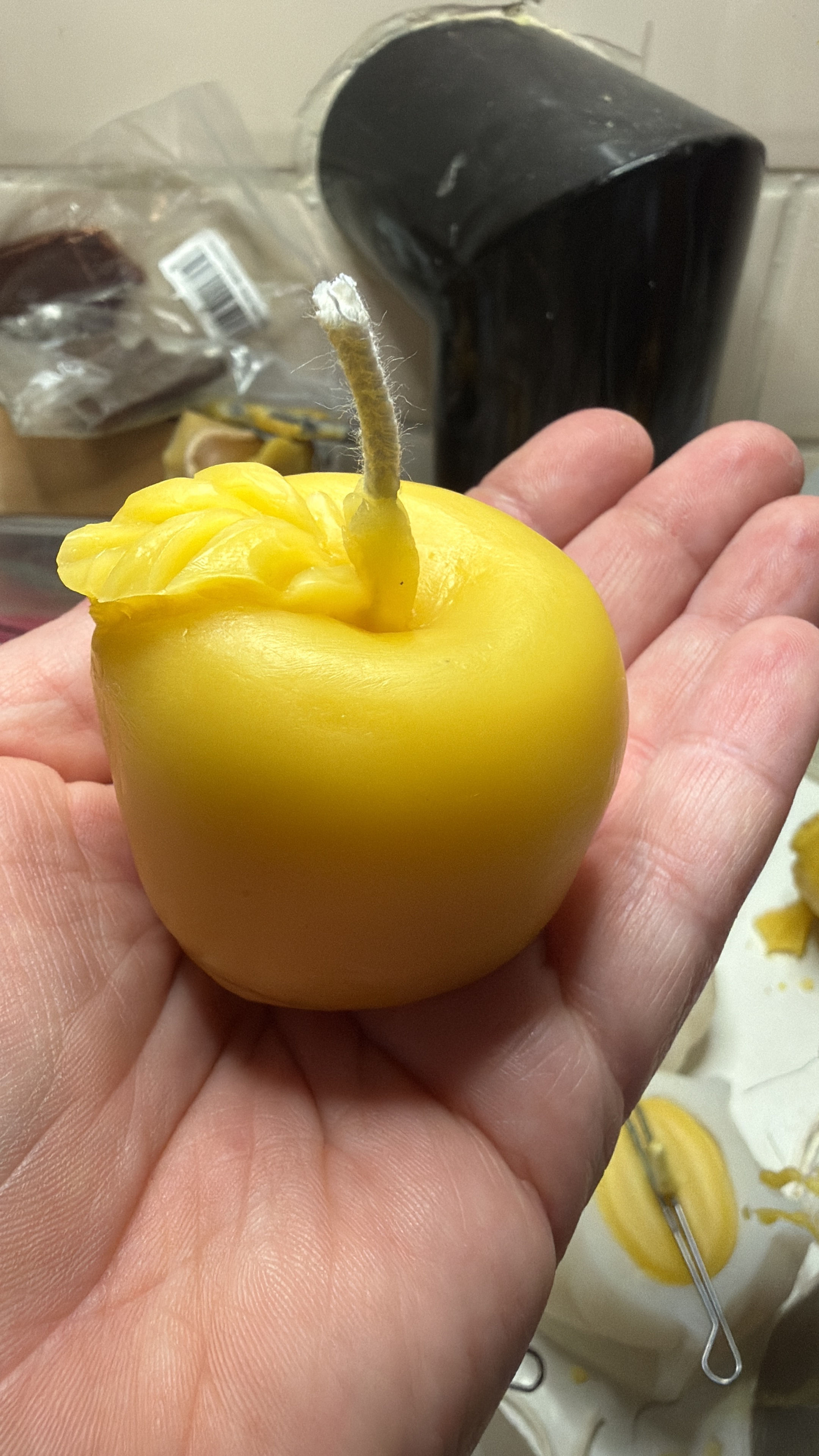 Apple Beeswax Candle