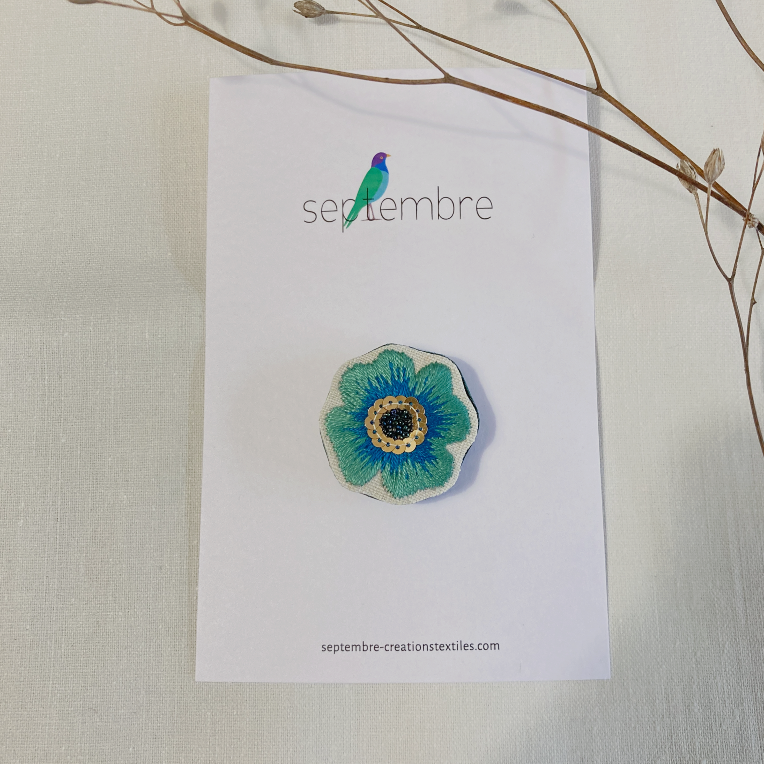 broche brodée ANEMONE verte