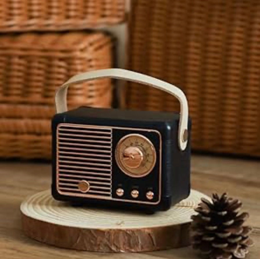 Thumbnail: Retro Bluetooth Speaker