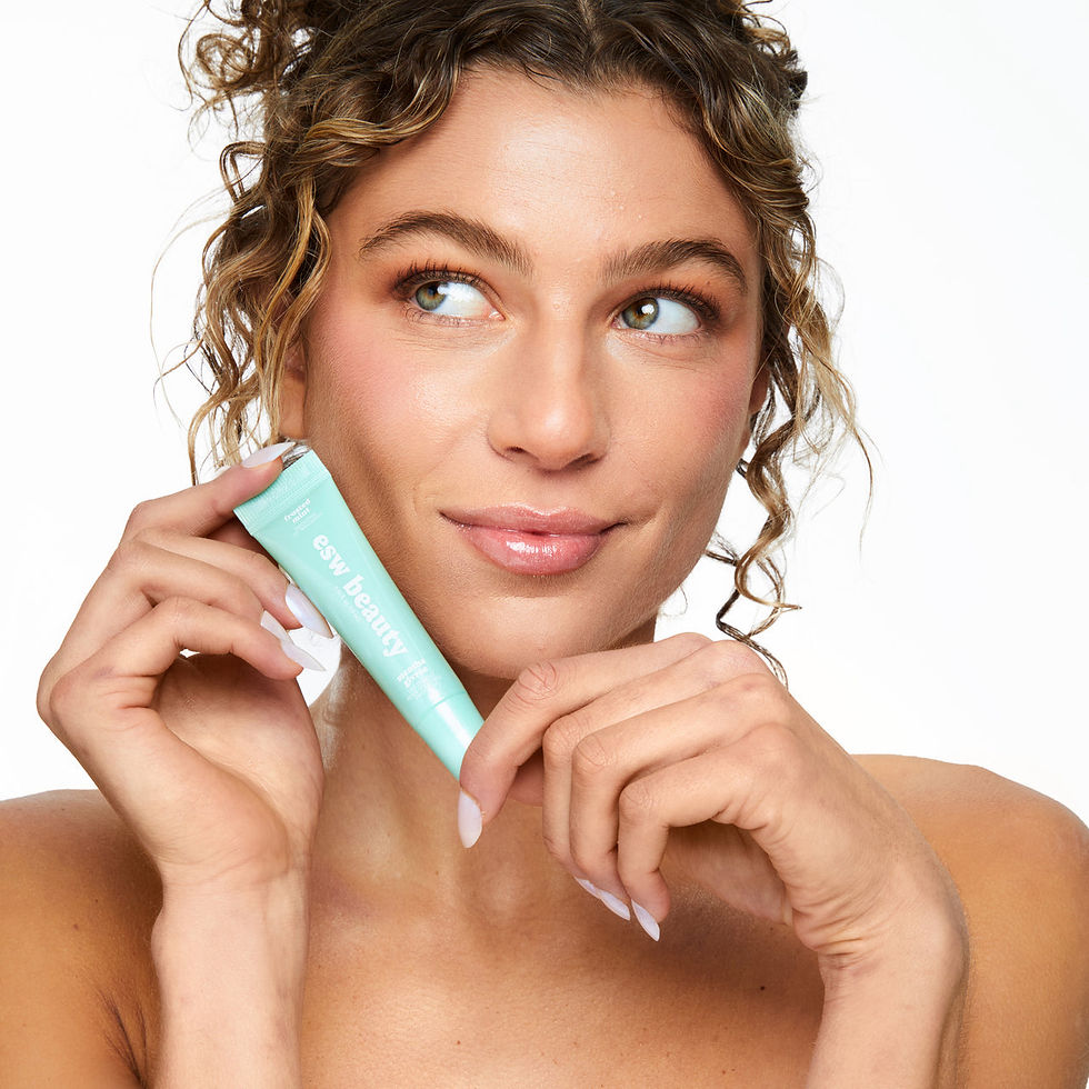 Thumbnail: Frosted Mint Shimmer Smoothie Lip Treatment