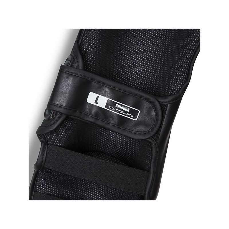 Thumbnail: StormCloud Chinook 2.0 Classic Shin Guards Black + Big storm emblemat