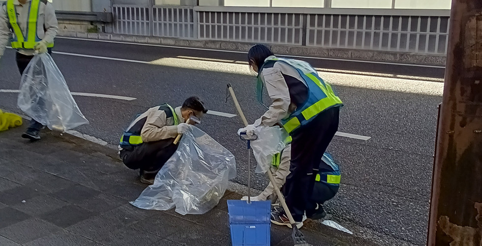 地域貢献でボランティア清掃