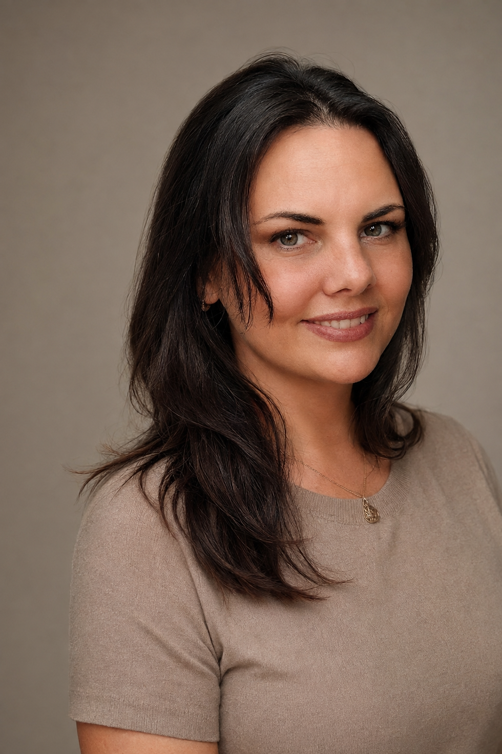 natasha-portrait-2.png