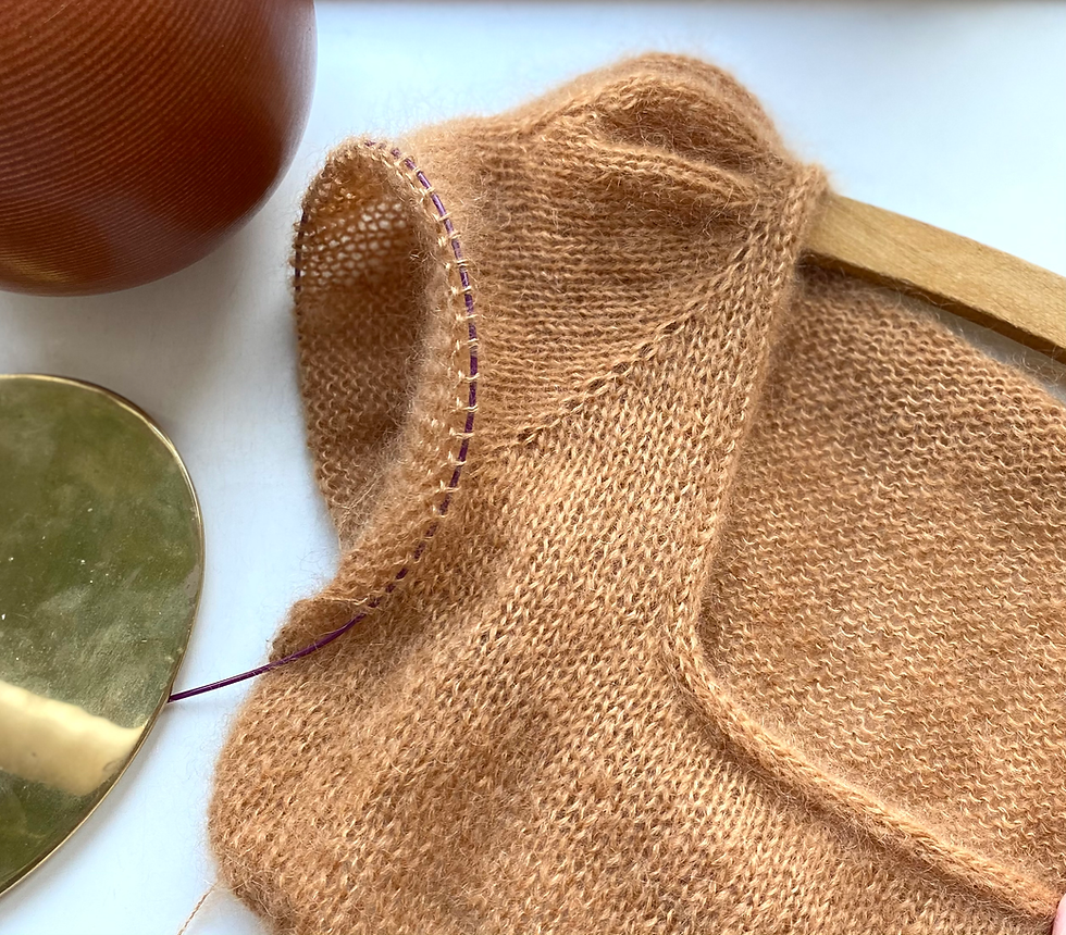 Thumbnail: Casia Sweater Square-Neck PDF english version