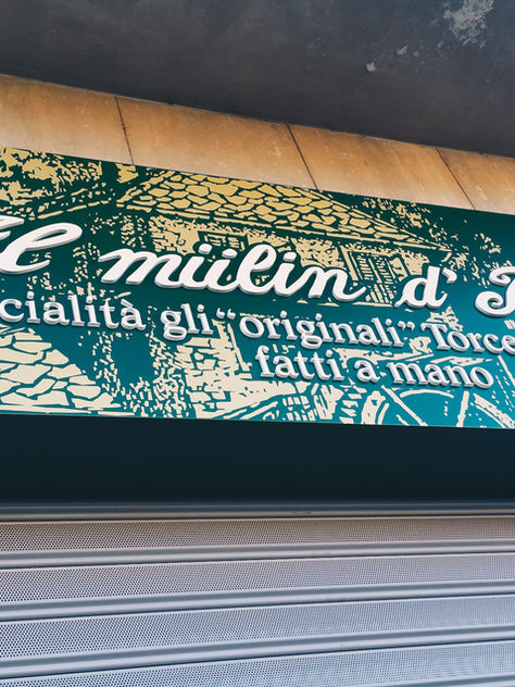 Set Sign