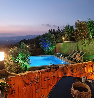 Bursavilla İznikte'te Bungalov, Villa, Butik Otel, Glamping ve Tiny House Seçenekleri En İyi Fiyat Garantisi ile