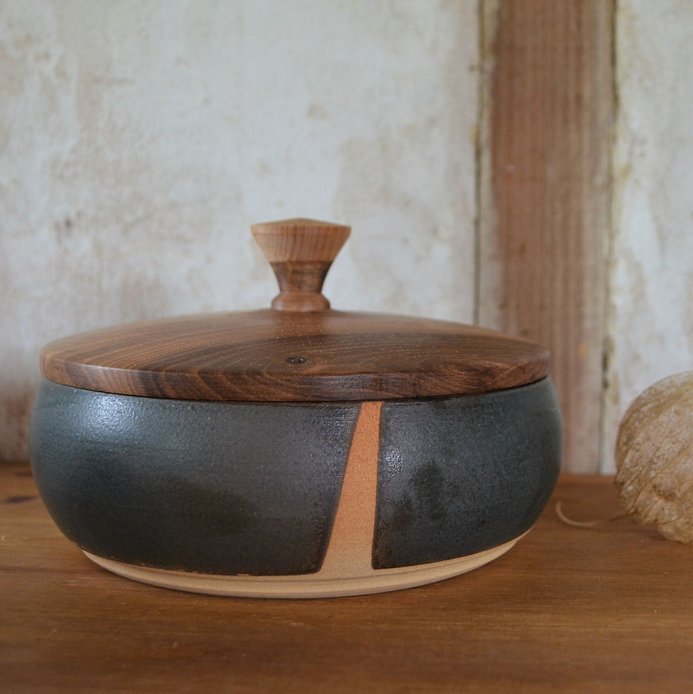 Miniature : Boîte couvercle en bois