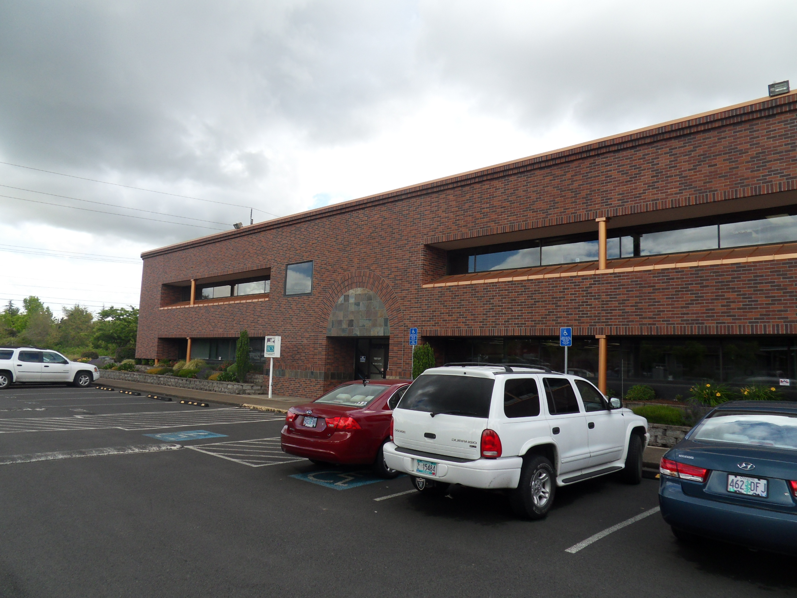 Analysis: Energy model and Energy Trust of Oregon (ETO) Technical Analysis Report analysis for HVAC upgrade for 34,000 square foot office space.