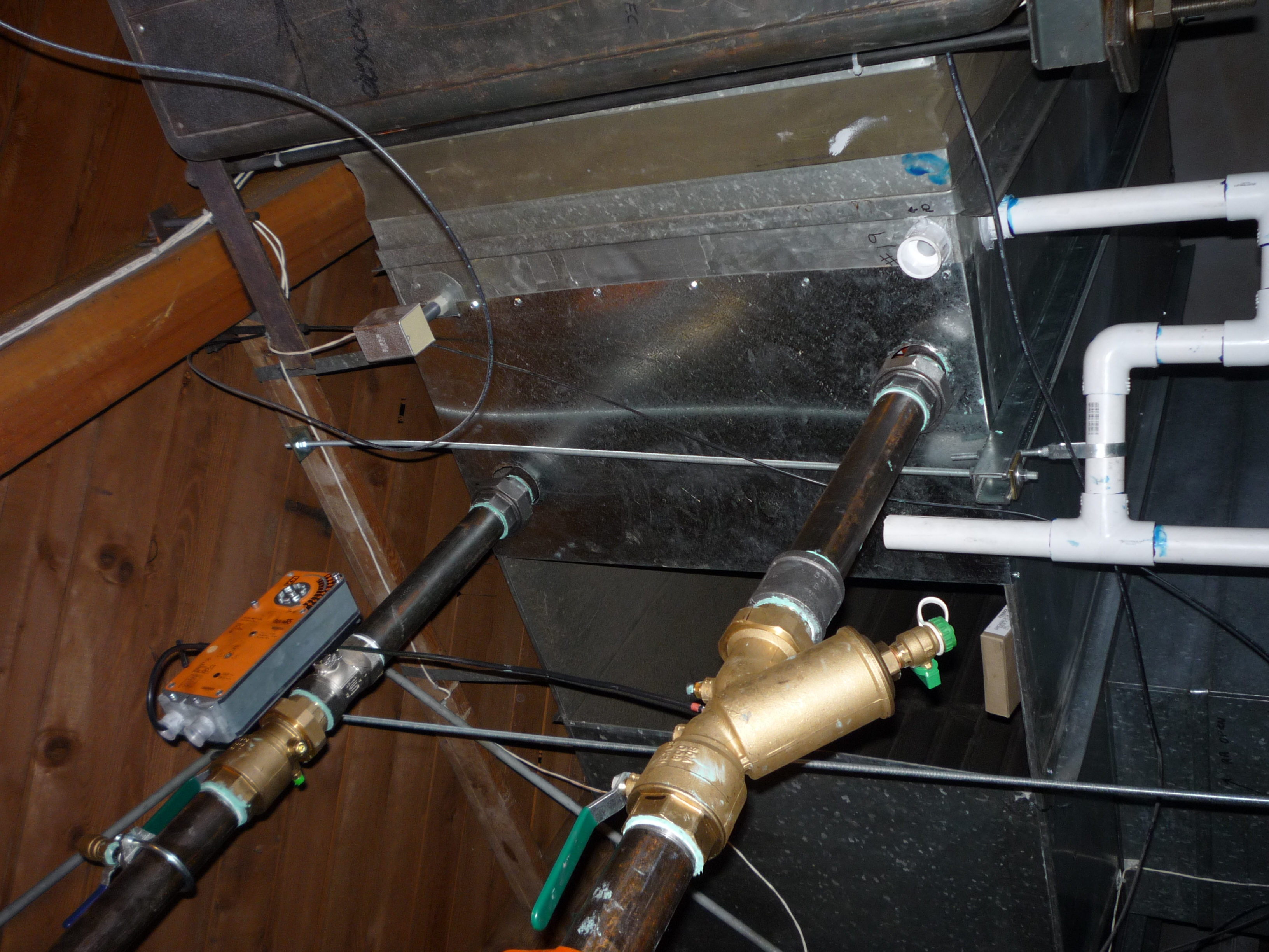 Remodel: Mechanical and Controls design services for the replacement of 60,000 square foot middle school duct board ducting.
