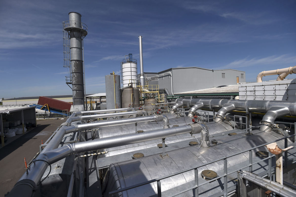 Industrial: Process and mechanical engineering for manufacturing equipment, including P&IDs, air strippers, curing ovens, flash distillation and plant air quality systems, plus field installation and commissioning.