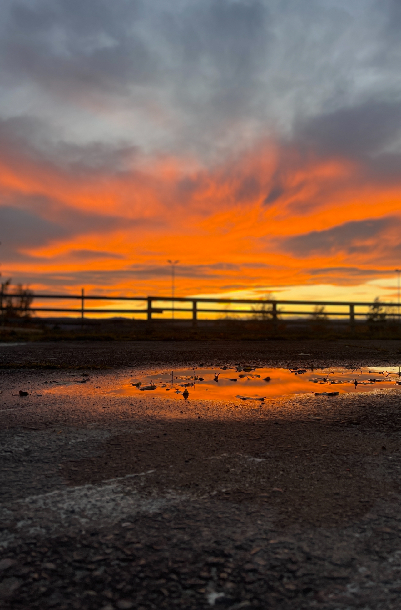 "Høstkveld på skolen"
