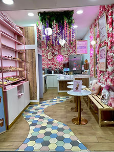 Magasin Donuts and Donuts à Aubagne, beignet dans le centre commercial