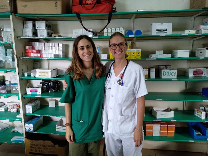 Belén y Lucía ya están en Camerún para ejercer su trabajo como voluntarias en Ebomé.