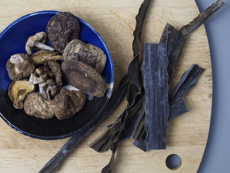 Japanese stocks for vegans and vegetarians by kurumicooks tasty easy healthy Japanese Asian and Fusion cooking and food for your kitchen