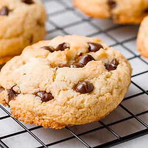 Keto Chocolate Chip Cookies