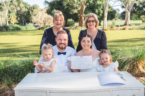 Romantic golden hour wedding at Gold Coast Regional Botanic Gardens in Benowa.
