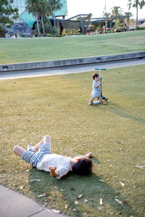 golden hour family photo at HOTA