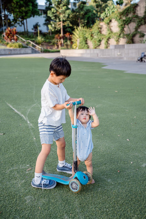 golden hour family photo at HOTA