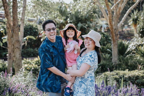 family portraits at Brisbane Roma Street Parkland