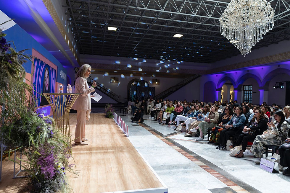 AWOMAN - 15 EDICIONES EN CAMPO MARTE