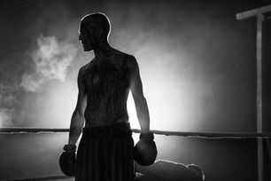 PELEANDO POR MI VIDA - DATOS CURIOSOS por LIZ GIL