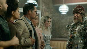 BUENA SUERTE, DIVIERTETE, NO MUERAS - DATOS CURIOSOS por LIZ GIL