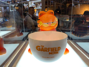 PING SOLUTIONS Y CINEPOLIS - PALOMERA INSPIRADA EN GARFIELD: FUERA DE CASA