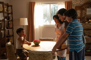 DISNEY PLUS - FLAMIN´HOT: EL SABOR QUE CAMBIO LA HISTORIA