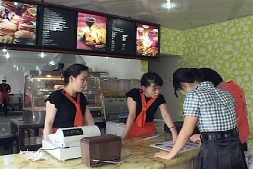 Fast food in Pyongyang cookingwiththehamster