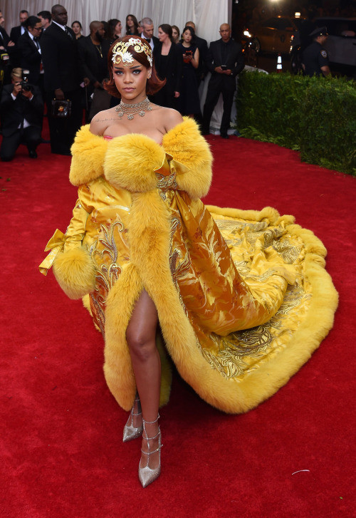 Rihanna in Guo Pei cookingwiththehamster
