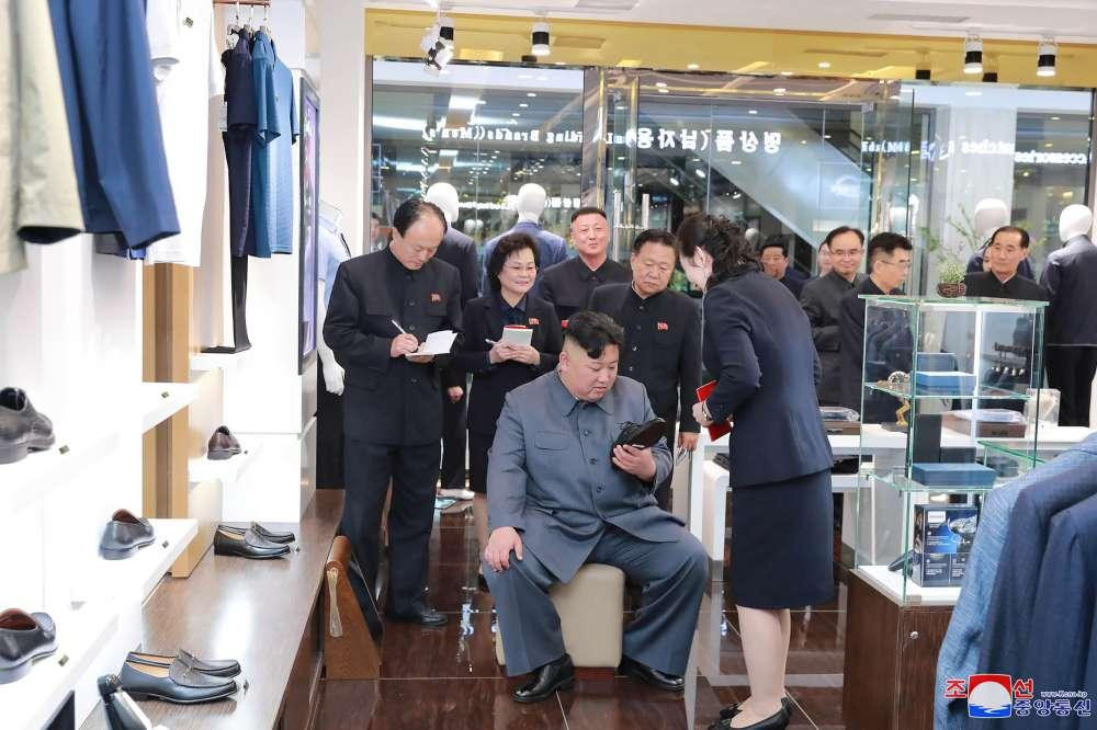 Kim Jong-un at Taesong cookingwiththehamster