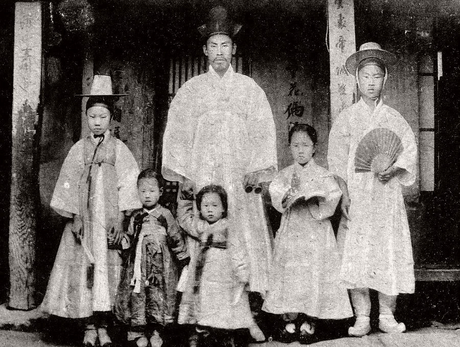 High class family - Korean Empire era cookingwiththehamster