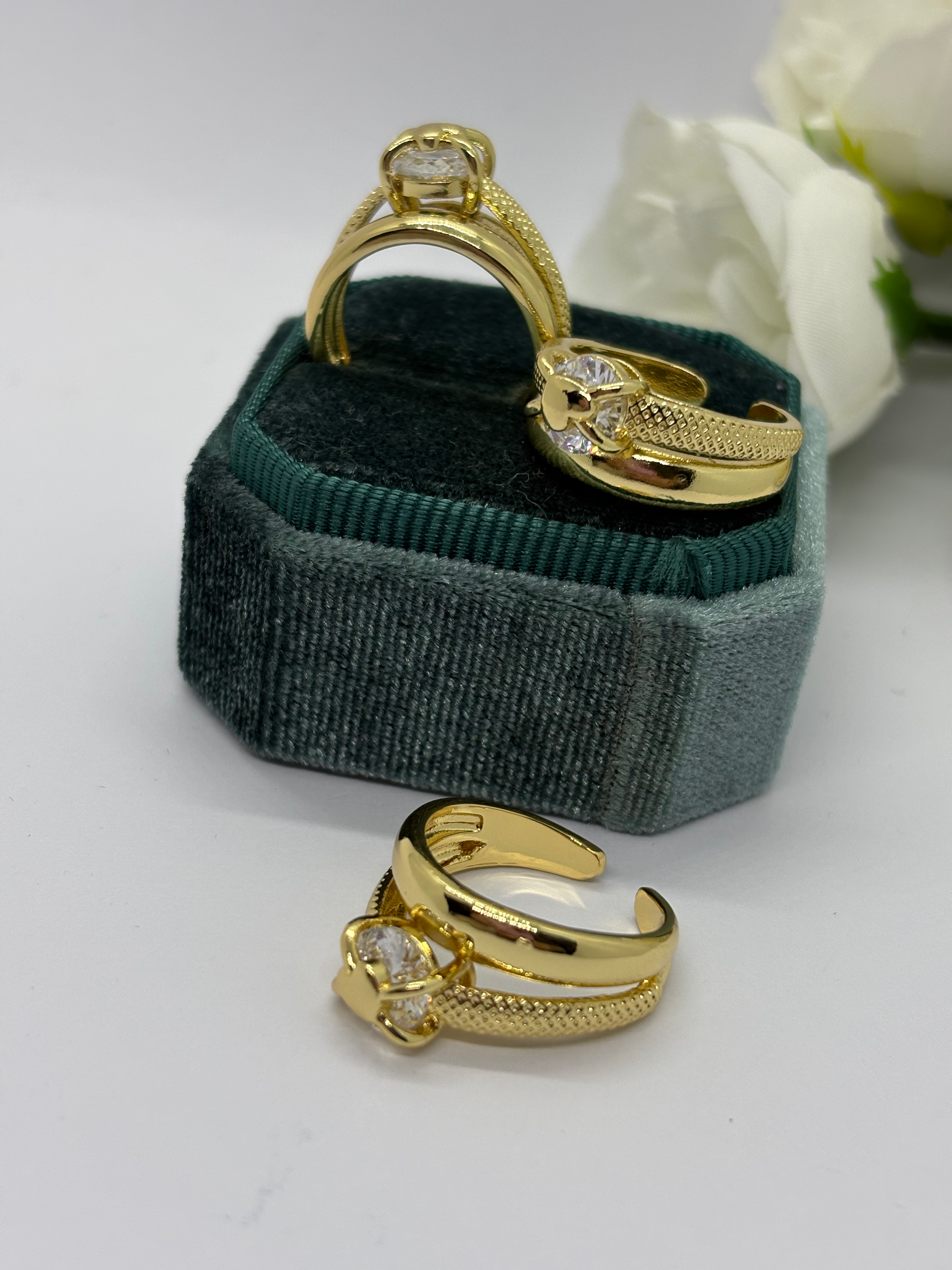 Inel 💍 Ajustabil cu piatră rotativă 