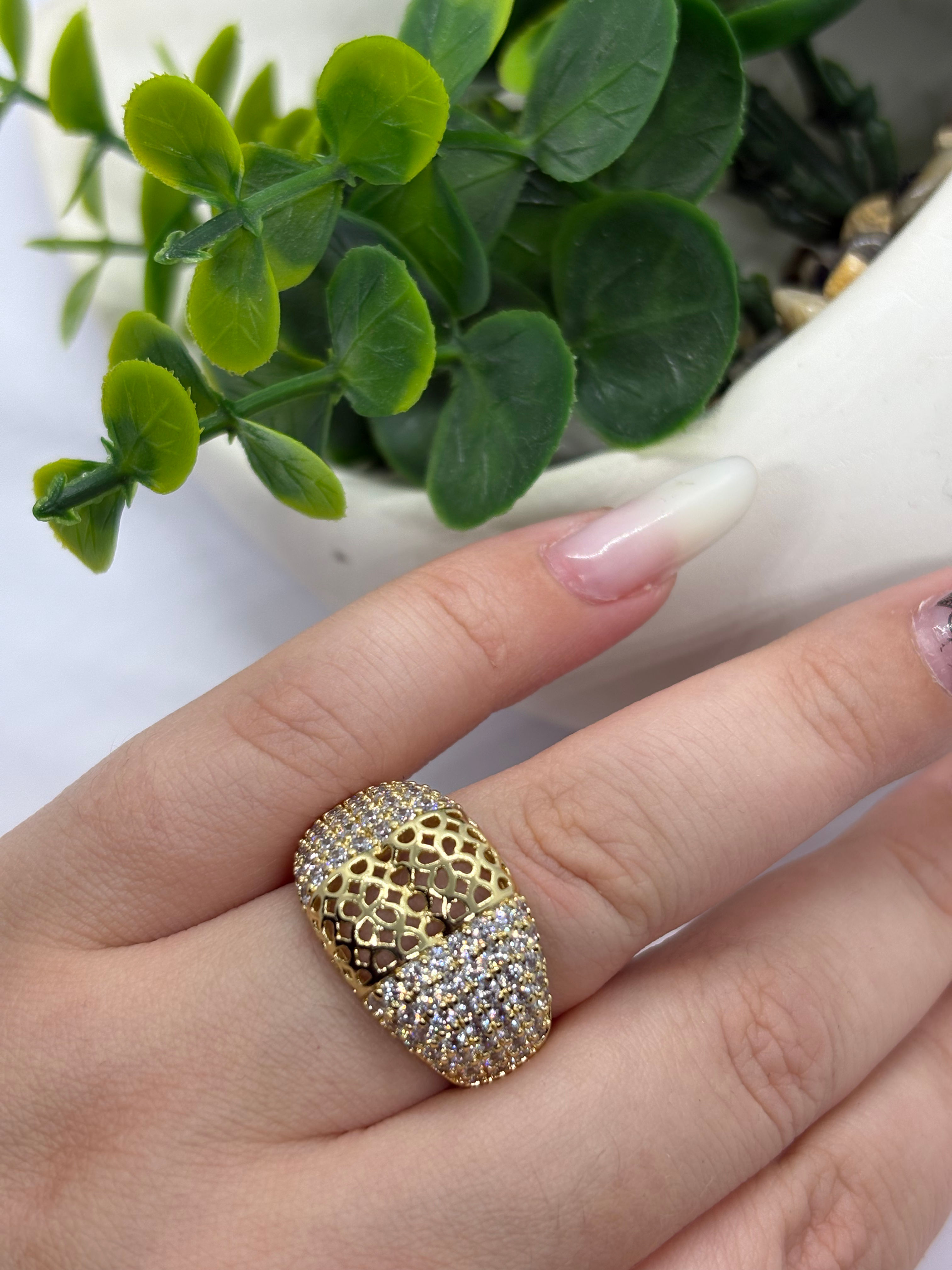 Inel Vegas Baby Gold