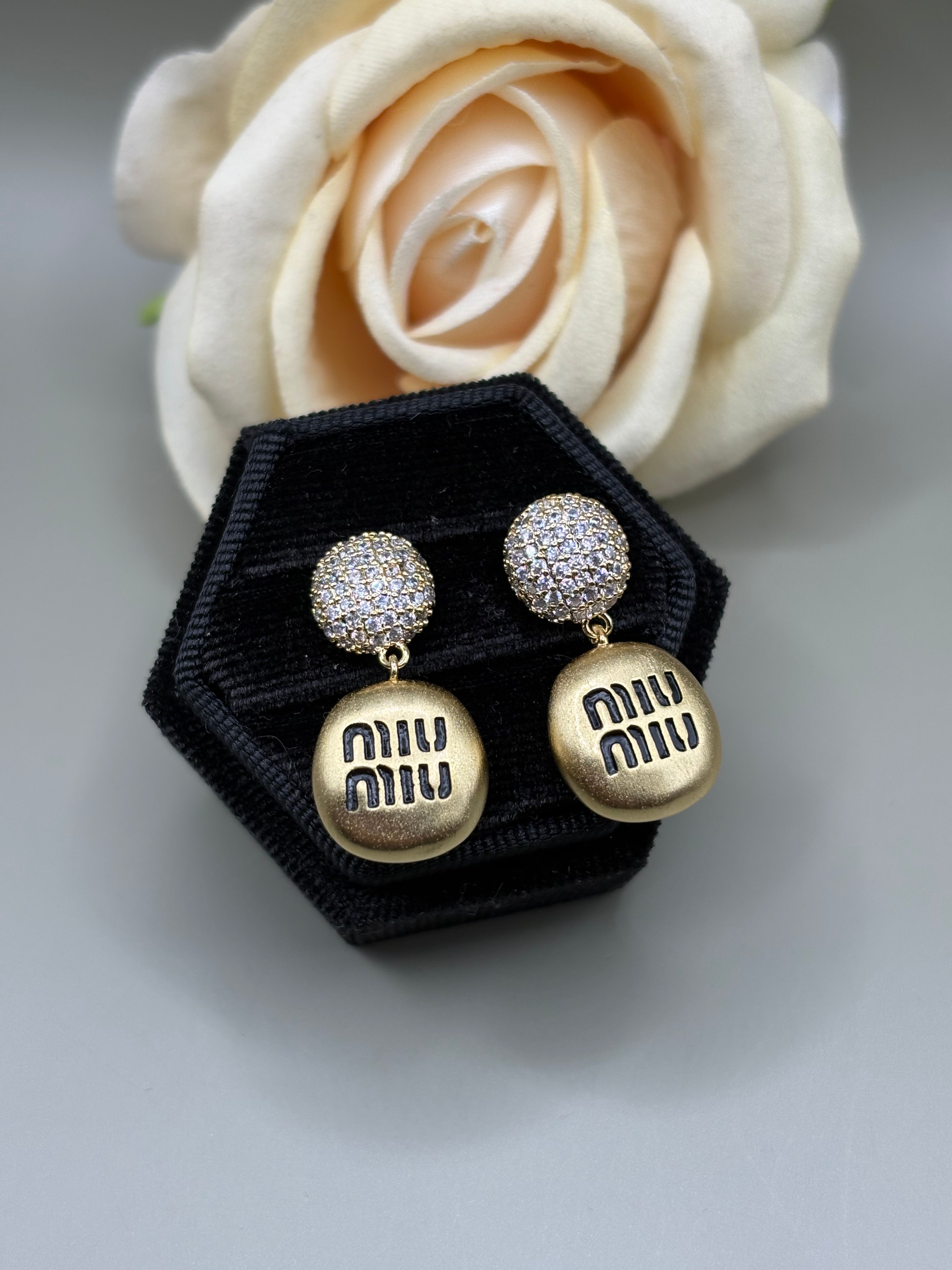 Cercei Miu cu tija de argint 925 gold