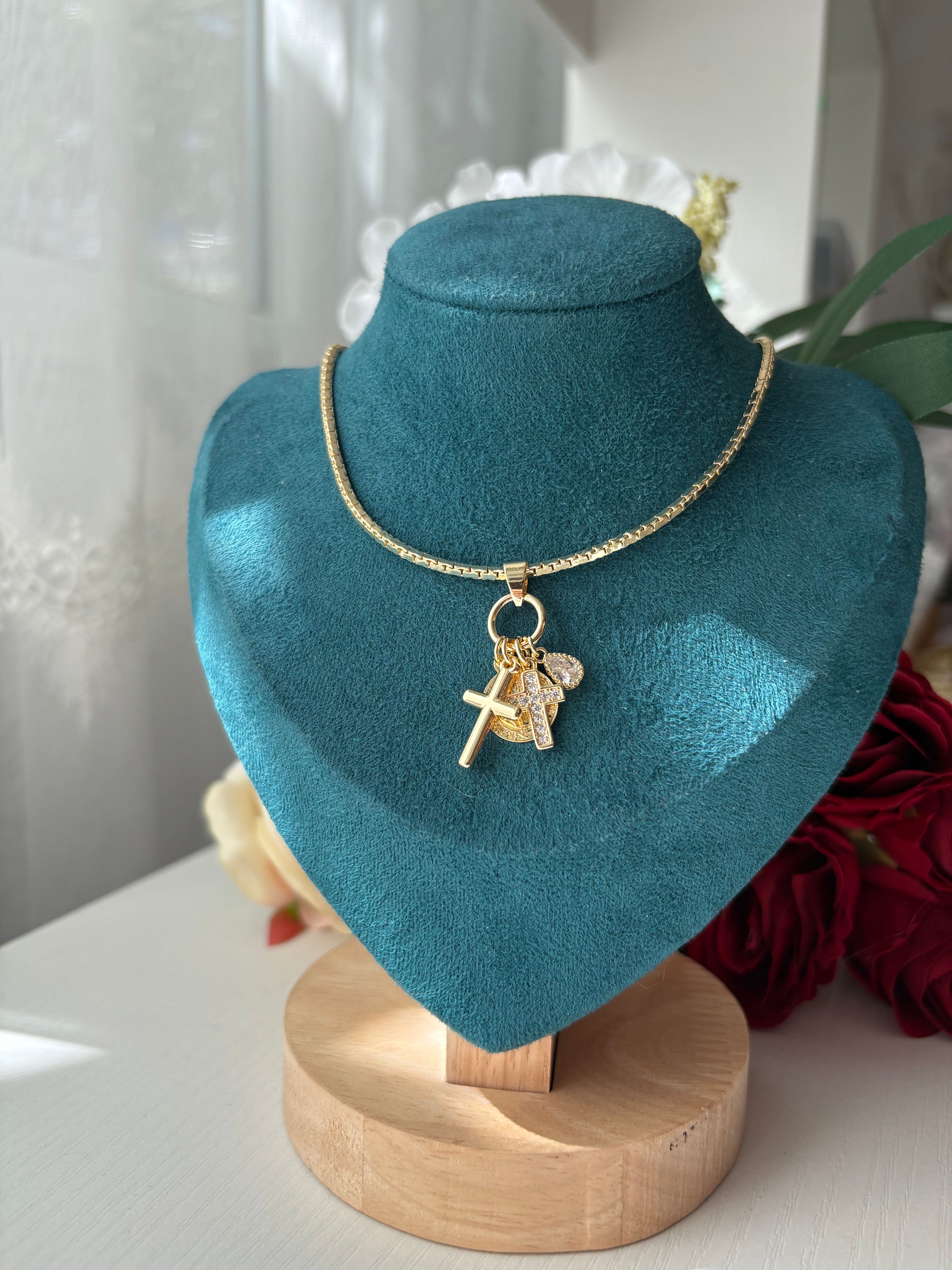 Lănțișor Pando Cross Charms
