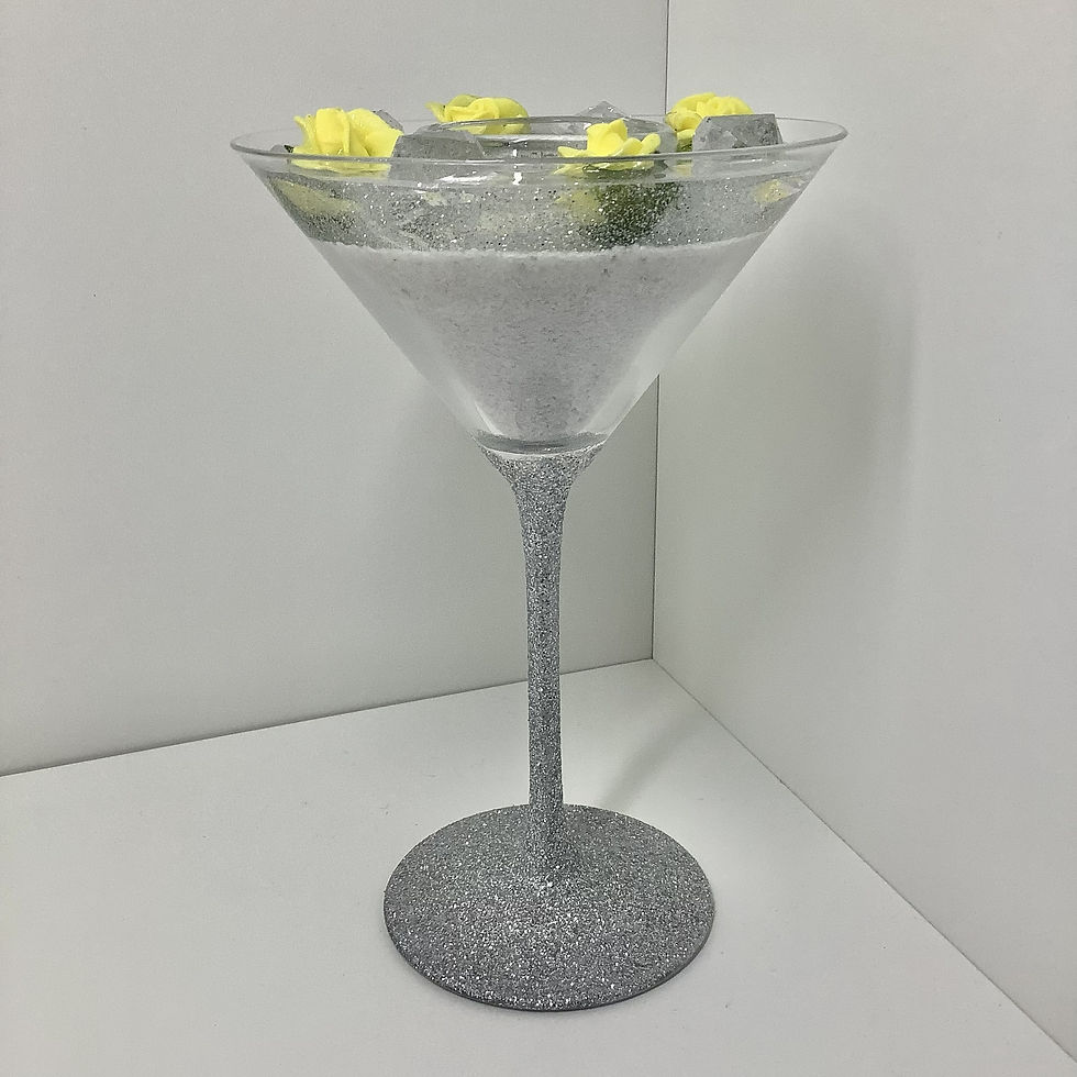 Thumbnail: 'Giallo' Rose Glitter Forever Tea Light Cocktail Style Unique Holder
