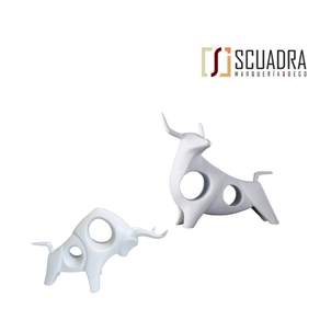 FIGURAS DECORATIVAS TOROS BLANCOS - SCUADRA