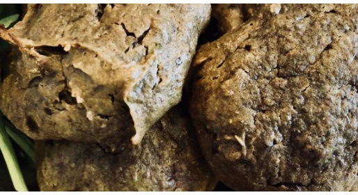 Flourless Spinach Chocolate Chip Cookies