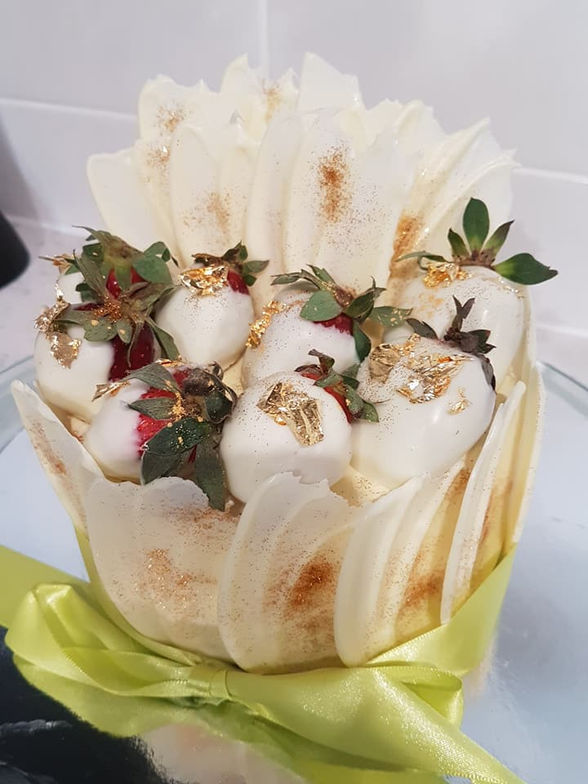 2 More Cakes Done for Sunday