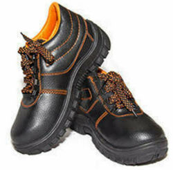 SAFETY SHOES