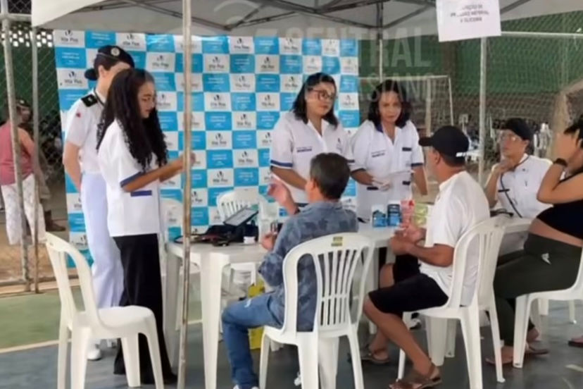 Ação Cívico-Social na Praça de Esportes de Vespasiano