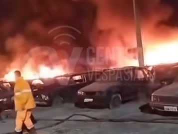 Incêndio em pátio de veículos em Santa Luzia