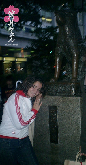 en la estatua de Hachiko en Shibuya Tokyo